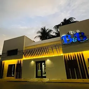 - 5th Avenue Playa del Carmen